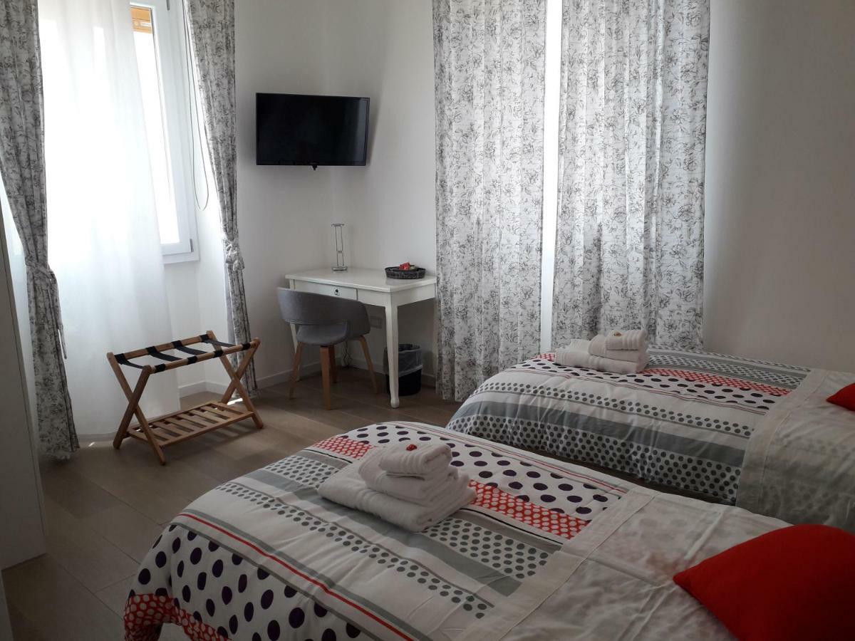 Jolie Julie Accomodation Sassari Eksteriør bilde